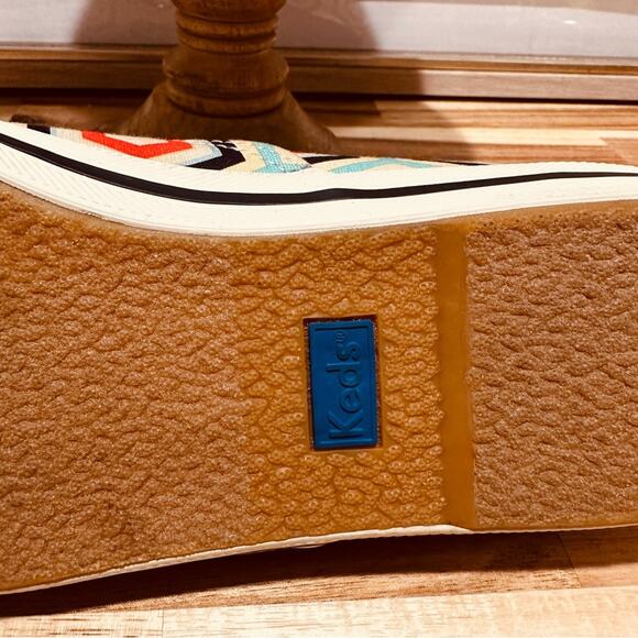 Keds x Kate Spade New York - Champion Laceless Geometric Slip ons, size 9, EUC - Picture 8 of 13